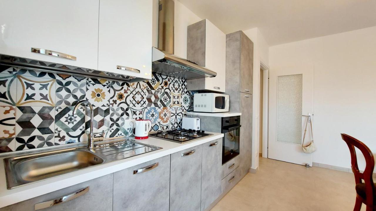 Narcisa View Lake&Pool Apartment Bardolino Eksteriør billede